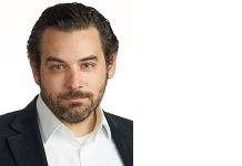 5 vor 12 Christoph Eder, corporAID Team