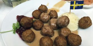 Lieber im Gasthaus Frugaler Vorreiter: IKEA-Möbelhaus in Peking