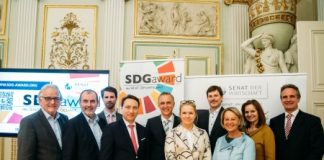 Senat der Wirtschaft: Preis für SDG-Pioniere v.l.n.r.: Hans Harrer, DI Josef Plank, Lukas KasaloLL.M., Mag. Dr. Manfred Haimbuchner, Dr. Josef Obergantschnig, Michaela Reitterer, Günther HerndlhoferMSc, MBA, Gabriele Stowasser, Dr. Alix Frank Thomasser, Dr. Johannes Linhart