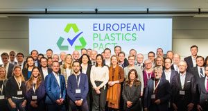 Pakt gegen Plastikmüll