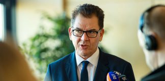 „Weg von der Gießkanne“