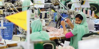 Geschärfter Blick in die Lieferkette Lieferketten im Textilbereich reichen bis in Entwicklungsländer zurück.