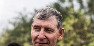 Milliarden Bäume durch Millionen Bauern Tony Rinaudo, Agrarökonom