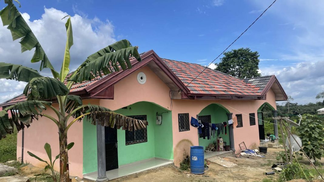 Amabo-Dach-gross Amabo